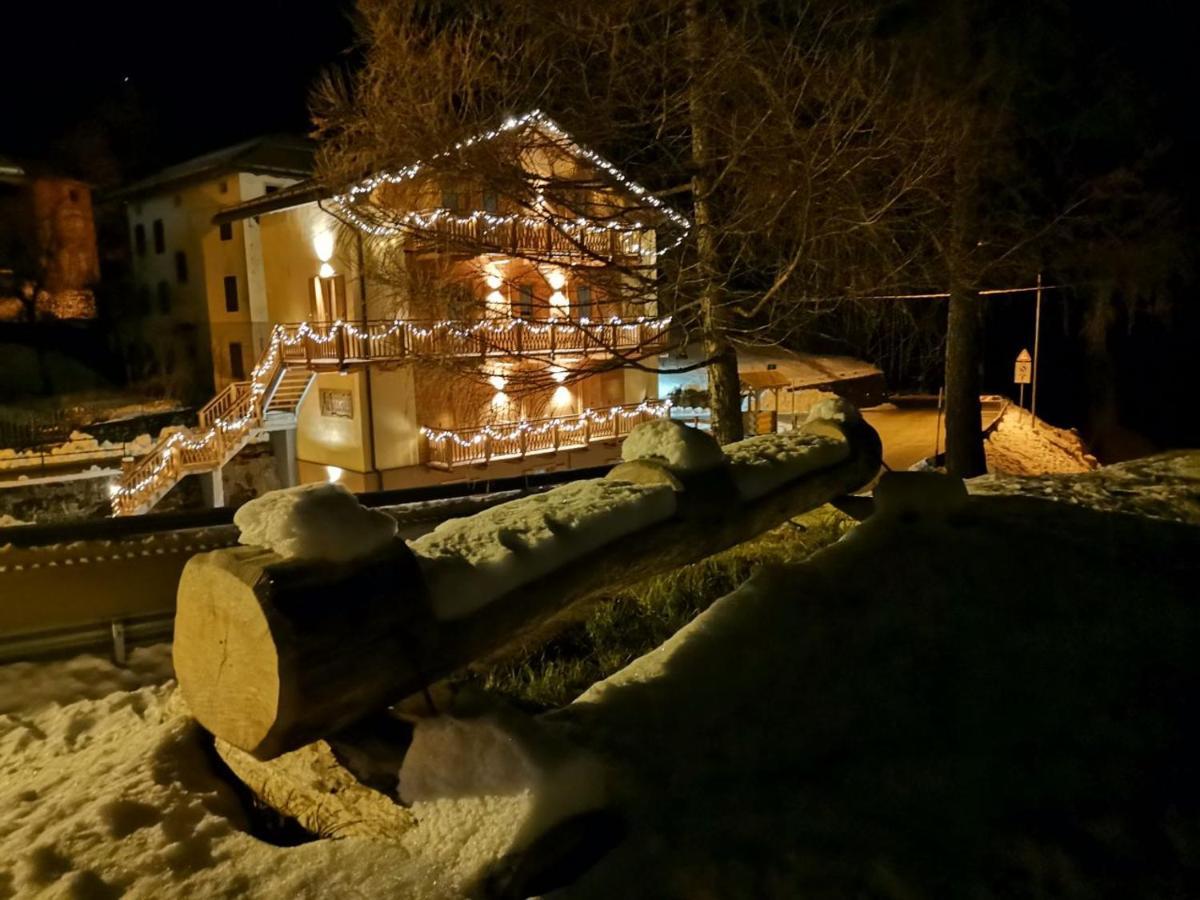 Ai Larici Hotel Perarolo di Cadore Ngoại thất bức ảnh